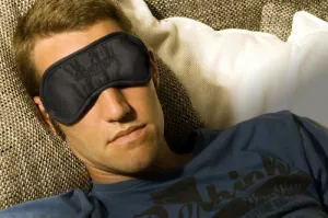 Daydream Basic Black Čierna maska na oči na spanie