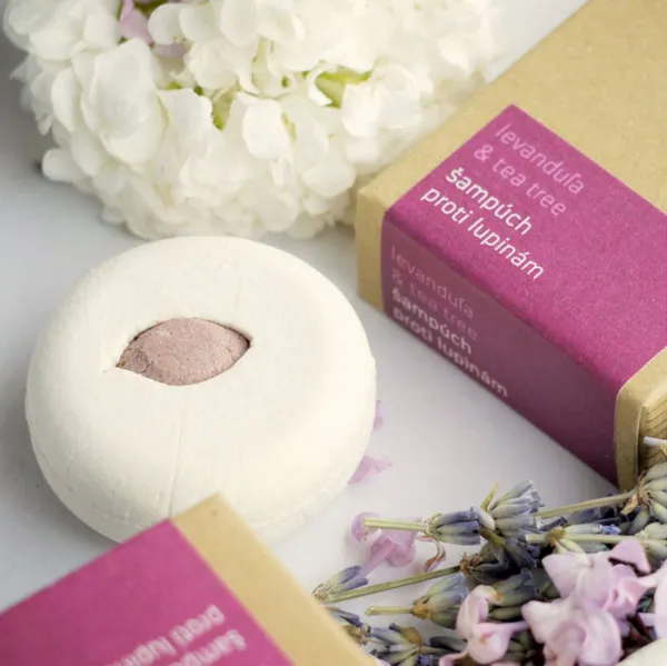Ponio Tuhý šampón proti lupinám Levanduľa & tea tree Hmotnosť šampónu: 60g