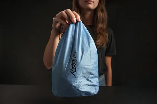 Matador Vodotesný skladací vak na mokré veci Droplet 2,5 l Farba: Modrá