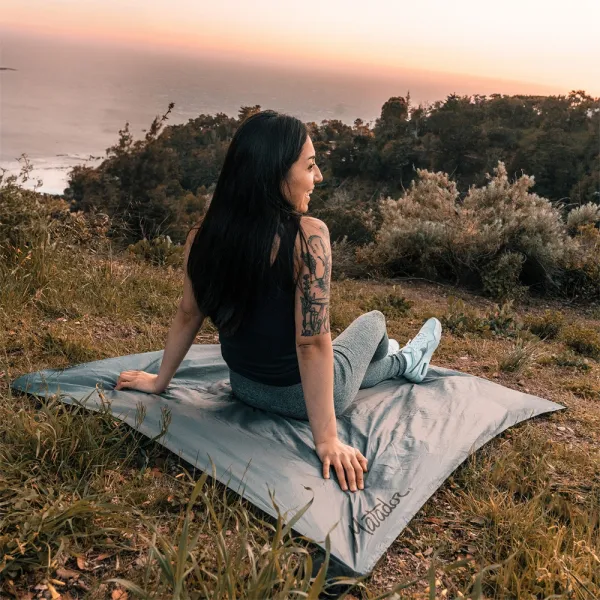 Matador vrecková deka Pocket Blanket 4.0 Farba: Modrá