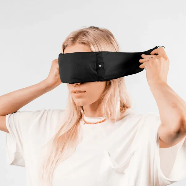 Matador Blackout maska ​​na spanie čierna + štuple