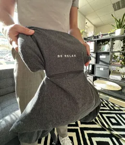 Be relax 3in1 Flexi rest cestovný vankúš z mikrogranúl Farba: Sivá