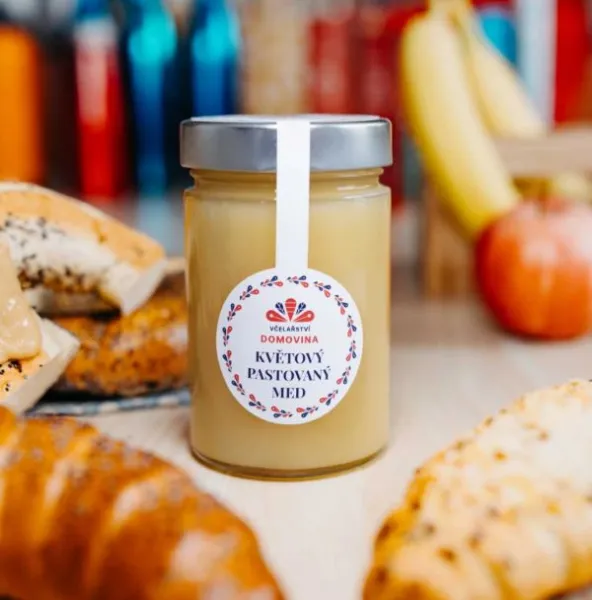 Včelařství Domovina Kvetový med jarný pastovaný 750 g Obsah: 400g