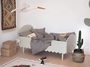 Prestaviteľná detská postieľka BABUSHKA 70x140 cm Zvoľte farbu: Biela