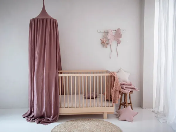 Rastúca detská postieľka BASIC 70x140 cm Zvoľte farbu: Mocca
