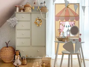 Vysoká úložná komoda do detskej izby BABUSHKA olivová