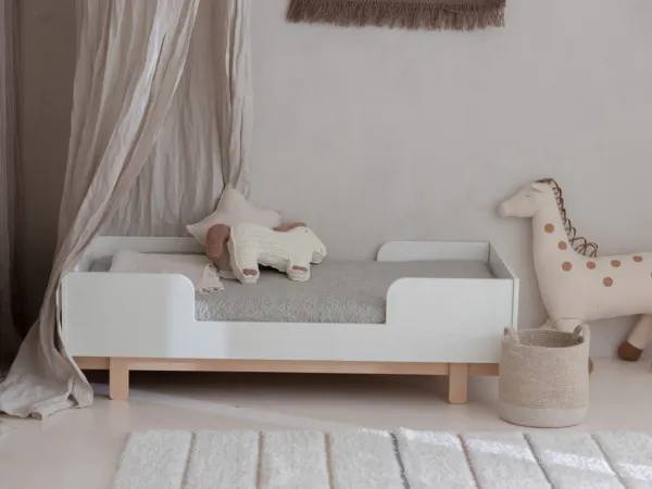 Rastúca detská postieľka BASIC 70x140 cm Zvoľte farbu: Mocca