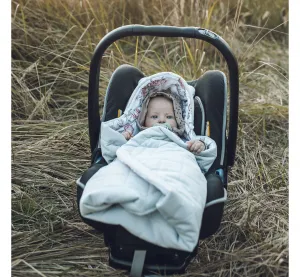 Celoročná zavinovačka do autosedačky pre bábätko PRÍRODA + SIVÁ