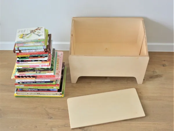 Drevený Montessori regál na knihy a hračky Zvoľte farbu: Nelakovaná