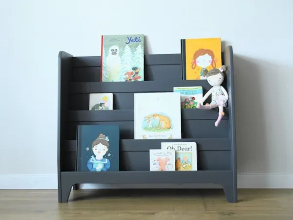 Montessori knižnica do detskej izby s počítadlom Zvoľte farbu: Nelakovaná