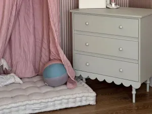 Úložná komoda s tromi šuplíkmi do detskej izby BABUSHKA olivová