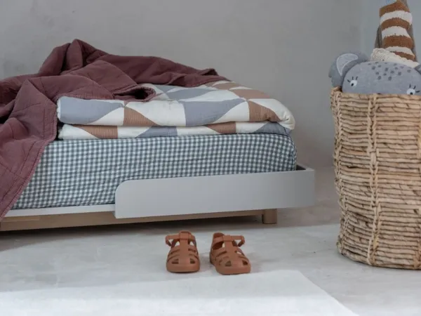 Rastúca jednolôžková posteľ BLOOM do detskej izby