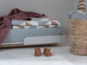Rastúca jednolôžková posteľ BLOOM do detskej izby