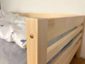 Benlemi Nízka detská drevená posteľ TULY so zábranou Zvoľte farbu: Nelakovaná, Zvoľte rozmer: 90x200 cm, Zvoľte zábranu: S otvoreným vstupom