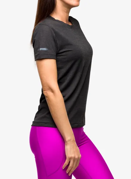 Bežecké tričko dámske Under Armour Seamless Stride SS - black/black/reflective