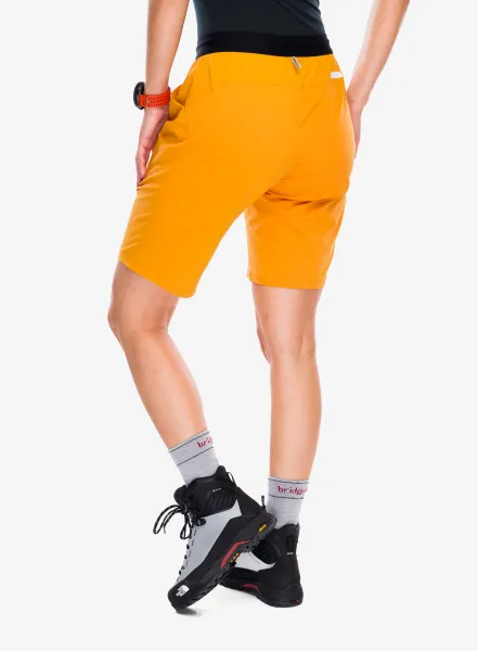 Turistické kraťasy dámske Haglofs L.I.M Fuse Shorts - desert yellow