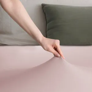 Bavlnené jersey prestieradlo s gumou DecoKing Amber orgovánové, veľkosť 80-90x200+30