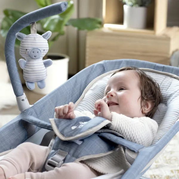 Vibrujúce lehátko Ingenuity Happy Belly™ Rock-to-Bounce – Chambray