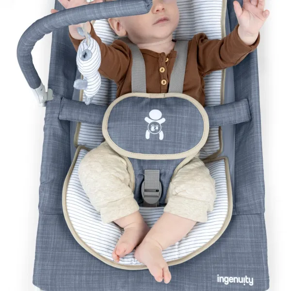 Vibrujúce lehátko Ingenuity Happy Belly™ Rock-to-Bounce – Chambray