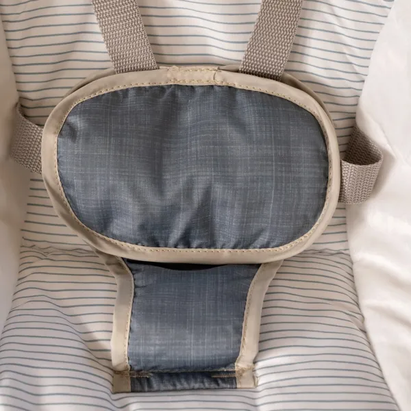 Hojdačka Ingenuity Swing 'n Go Chambray