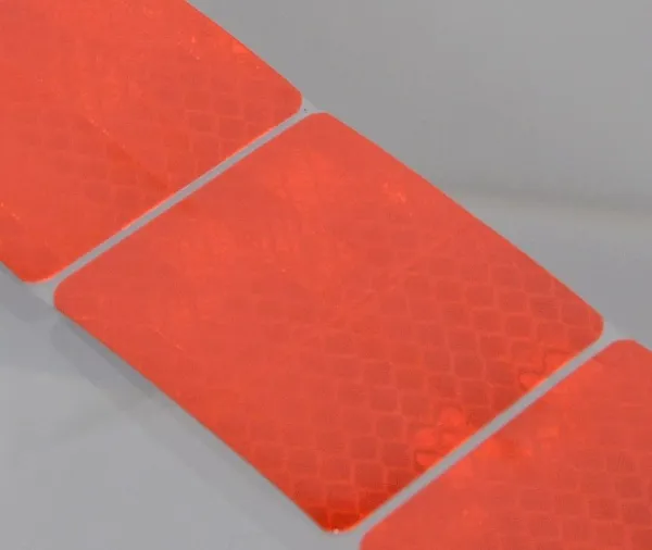Samolepiaca páska reflexná 100 x 5 cm, delená, červená