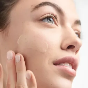 Clinique 3 Steps Dramatically Different™ Moisturizing Lotion+ hydratačná emulzia pre suchú až veľmi suchú pleť 50 ml