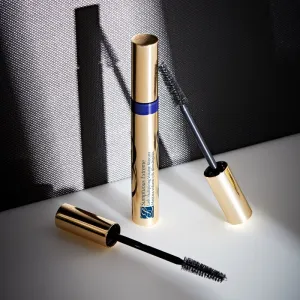Estée Lauder Sumptuous Extreme Mini riasenka pre objem a zahustenie rias 2,8 ml