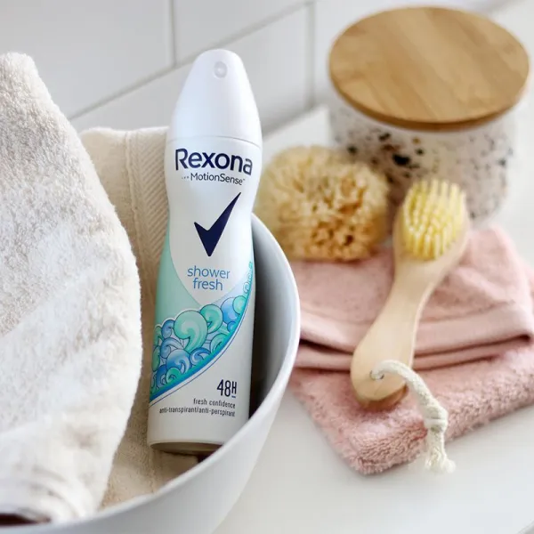Rexona Dry & Fresh Antiperspirant antiperspirant v spreji 48h 150 ml
