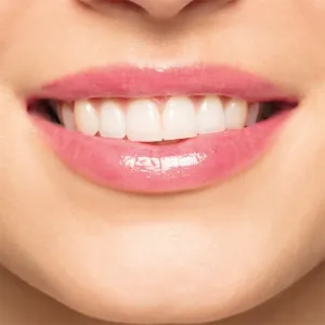 Clarins Lip Perfector Shimmer lesk na pery s hydratačným účinkom odtieň 01 Rose Shimmer 12 ml