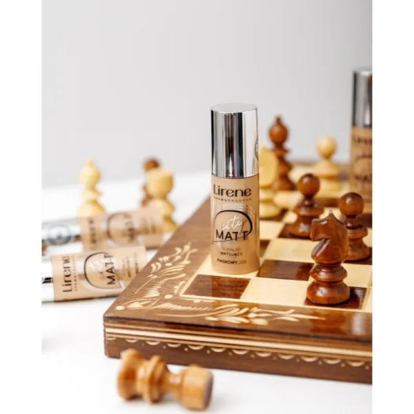 Lirene City Matt zmatňujúci fluidný make-up s vyhladzujúcim efektom odtieň 207 Beige 30 ml