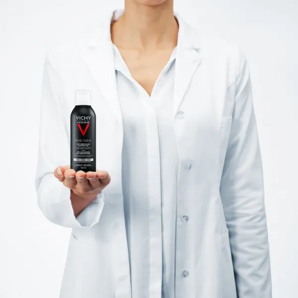 Vichy Homme Anti-Irritation gél na holenie pre citlivú a podráždenú pleť 150 ml