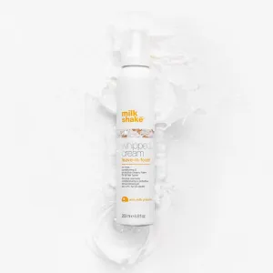 milk_shake® Leave-in Whipped Cream Foam bezoplachová starostlivosť pre všetky typy vlasov 200 ml