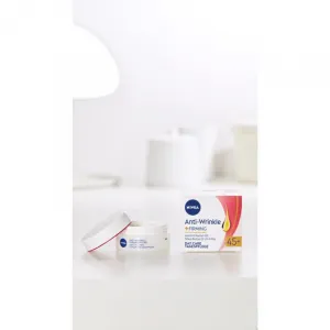 Nivea Firming spevňujúci denný krém proti vráskam 45+ 50 ml