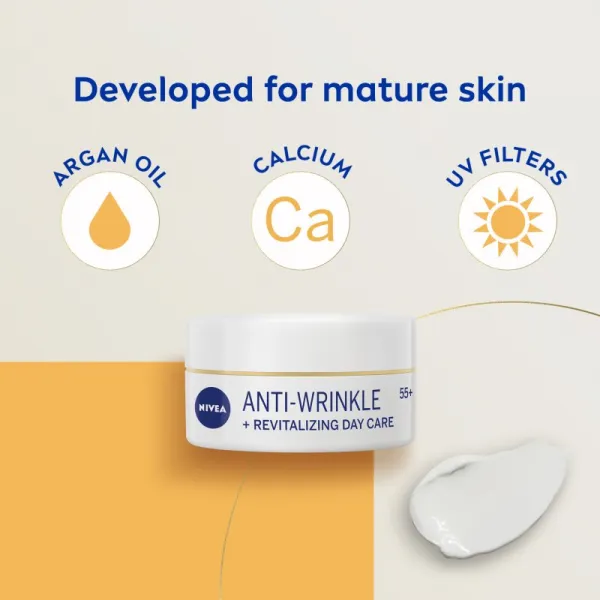 NIVEA Revitalizing obnovujúci denný krém proti vráskam 55+ 50 ml
