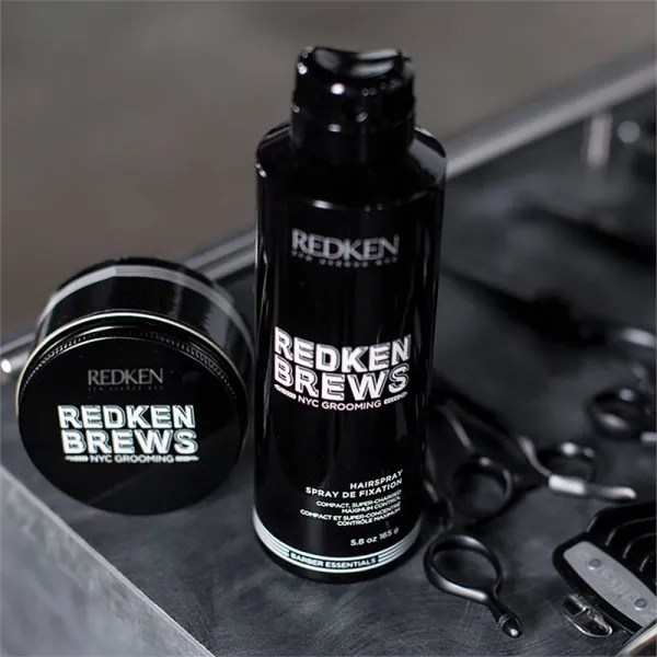Redken Brews pomáda na vlasy pre fixáciu a tvar 100 ml
