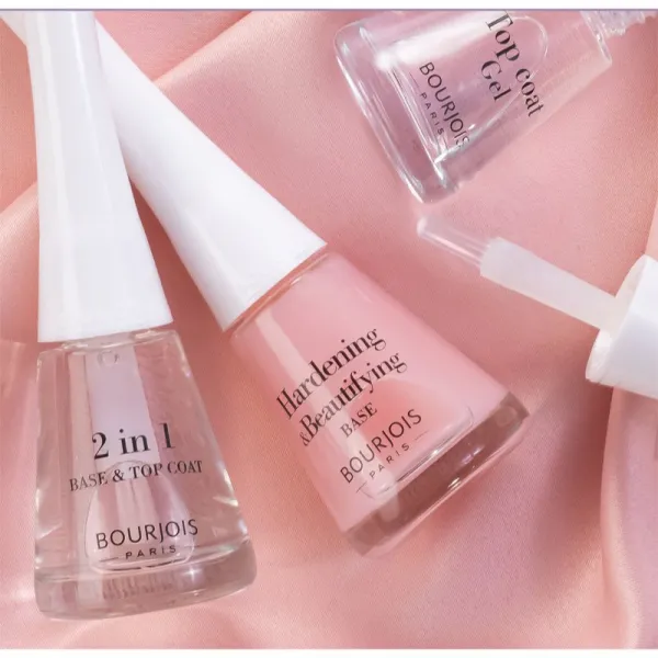 Bourjois 1 Seconde rýchloschnúci lak na nechty odtieň 004 Beige Friend 9 ml