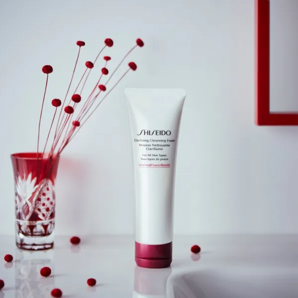 Shiseido Generic Skincare Clarifying Cleansing Foam aktívna čistiaca pena 125 ml