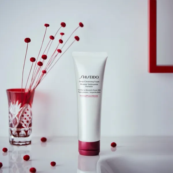 Shiseido Generic Skincare Deep Cleansing Foam hĺbkovo čistiaca pena pre mastnú a problematickú pleť 125 ml