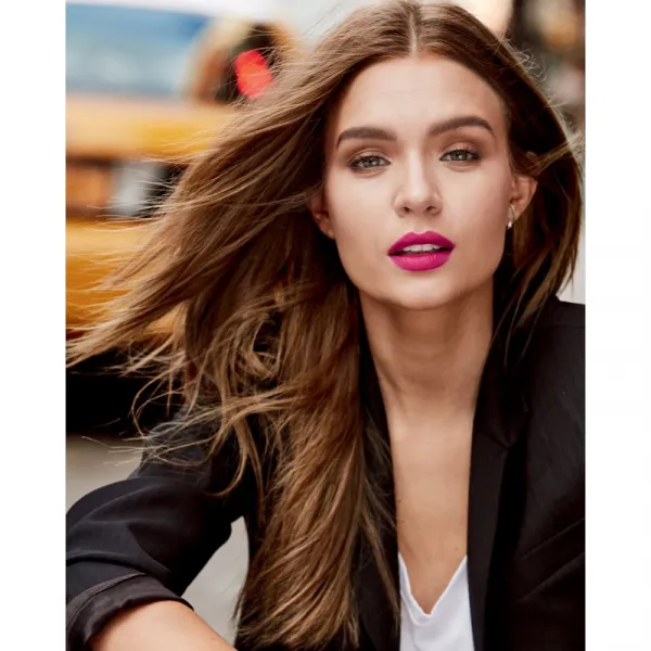 MAYBELLINE NEW YORK SuperStay Ink Crayon rúž v ceruzke odtieň 40 Laugh Louder 1.5 g