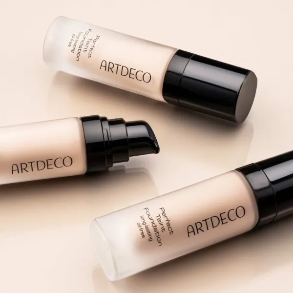 ARTDECO Perfect Teint Foundation dlhotrvajúci make-up bez obsahu oleja odtieň 35 Natural 20 ml