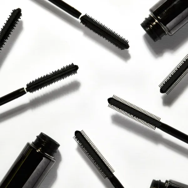 Perricone MD No Makeup Mascara riasenka na predĺženie a zväčšenie objemu mihalnic odtieň Soft Black 8 g