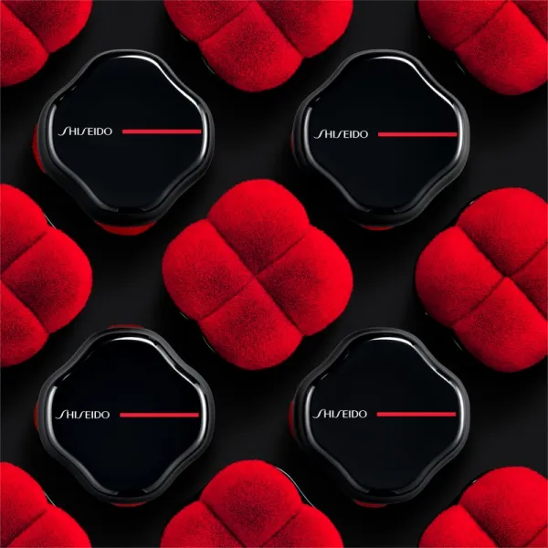 Shiseido HANATSUBAKI HAKE Polishing Face Brush štetec na aplikáciu tekutých a púdrových produktov 1 ks