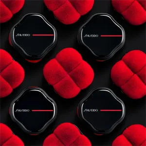Shiseido HANATSUBAKI HAKE Polishing Face Brush štetec na aplikáciu tekutých a púdrových produktov 1 ks