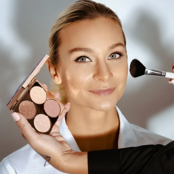 Dermacol Compact Contour multifunkčná paleta na tvár 10 g