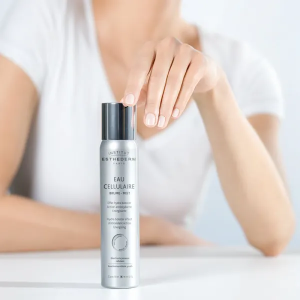 Institut Esthederm Cellular Water Mist energizujúca hydratačná pleťová hmla s bunkovou vodu 100 ml