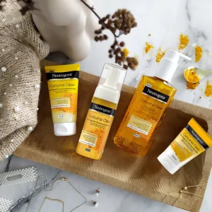 Neutrogena Curcuma Clear upokojujúca čistiaca pena 150 ml