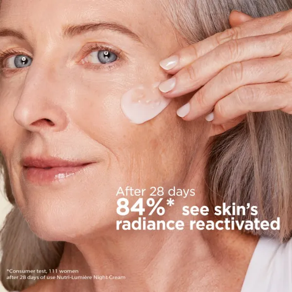Clarins Nutri-Lumière Night vyživujúci nočný krém 50 ml
