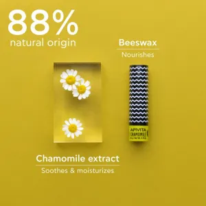 Apivita Lip Care Chamomile SPF15 hydratačný balzam na pery SPF 15 4.4 g