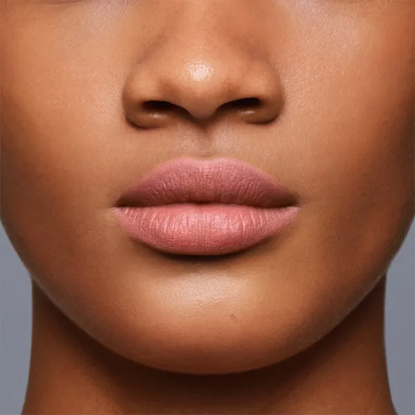 Shiseido LipLiner InkDuo rúž a kontúrovacia ceruzka na pery s balzamom odtieň 02 Beige 1.1 g