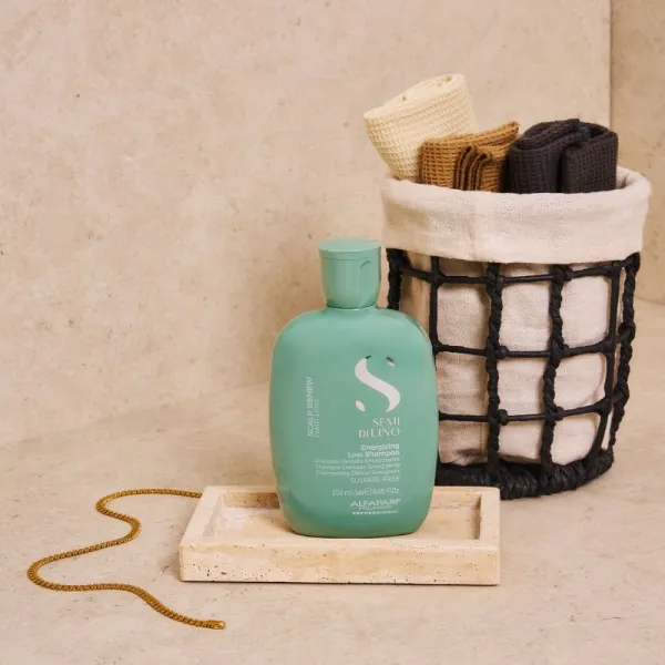 Alfaparf Milano Semi Di Lino Scalp Renew energizujúci šampón pre jemné, rednúce a krehké vlasy 250 ml